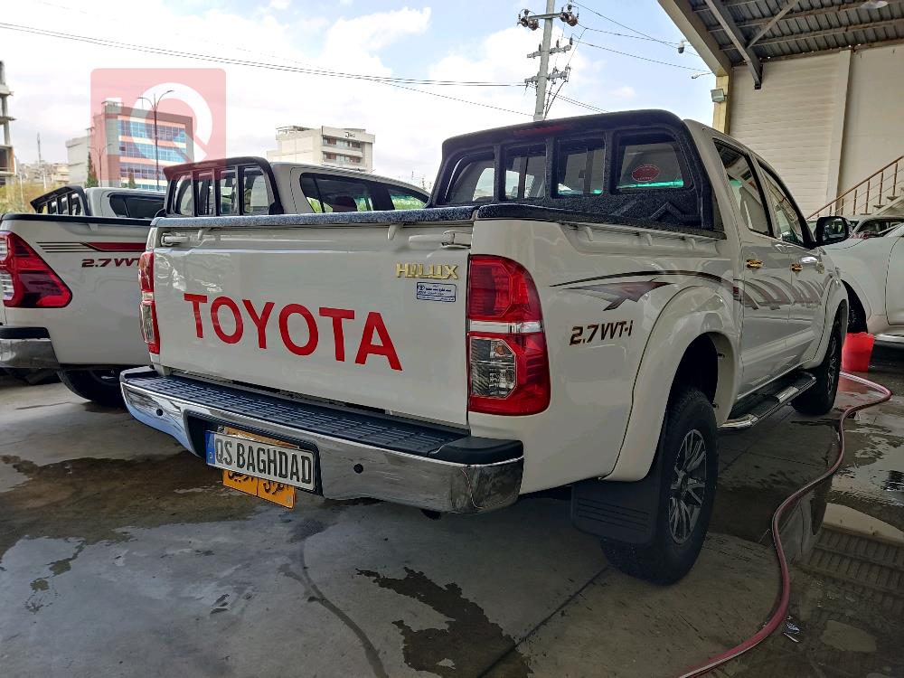 تويوتا هايلوكس